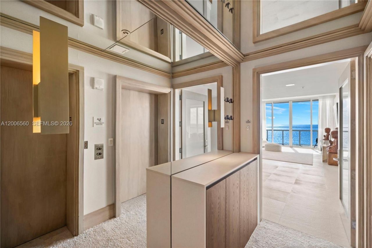 50 S Pointe Dr, Unit 1201/08, Miami Beach, FL 33139 Photo