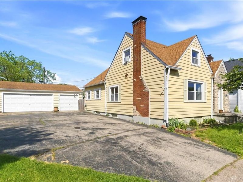 1805 S Smithville Road, Dayton, OH 45420 Photo 1