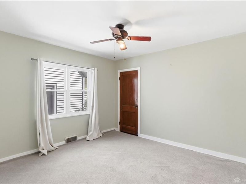 1805 S Smithville Road, Dayton, OH 45420 Photo 14