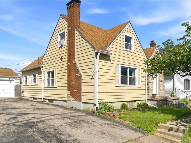 1805 S Smithville Road, Dayton, OH 45420 Photo 2