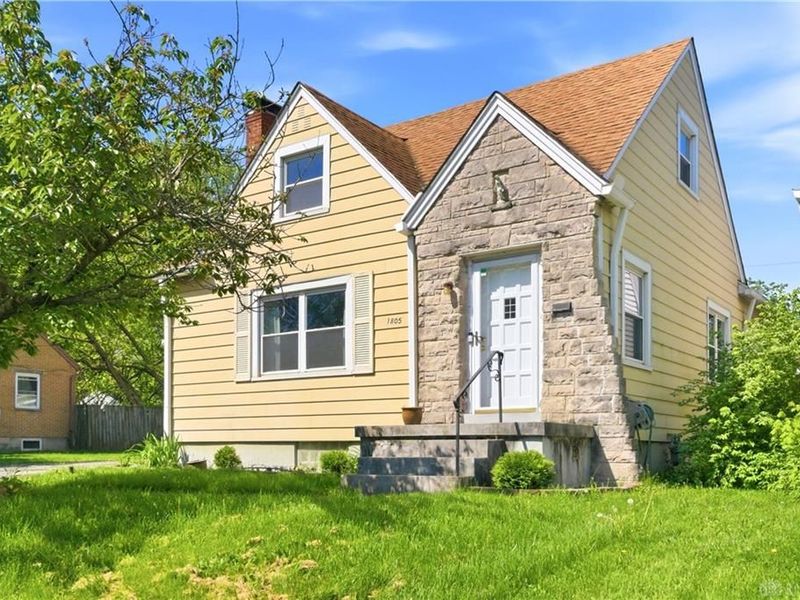 1805 S Smithville Road, Dayton, OH 45420 Photo 3