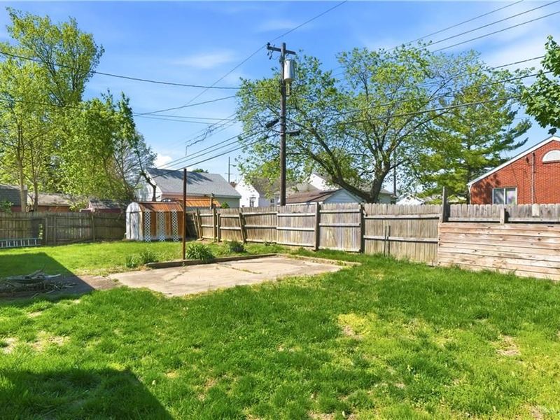 1805 S Smithville Road, Dayton, OH 45420 Photo 36