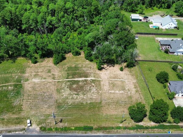 13031 Bluff Rd, Geismar, LA 70734