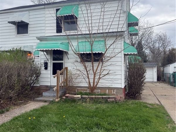1427 E 252nd Street , Euclid, OH 44117