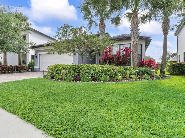 4640 E Pinehurst Trl Trail E, Fort Lauderdale, FL 33309