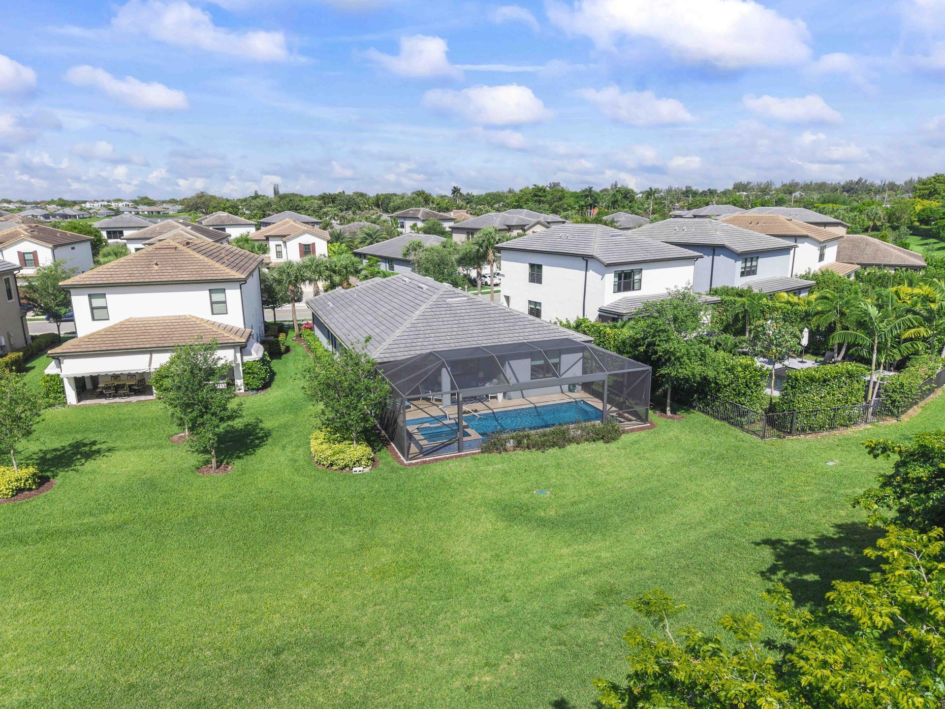 4640 E Pinehurst Trl Trail E, Fort Lauderdale, FL 33309 Photo