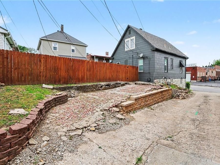Property Image 28
