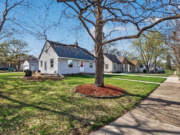2656 Georgia Avenue S, Saint Louis Park, MN 55426