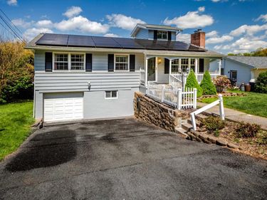 525 Woodhaven Drive, Morgantown, WV 26505