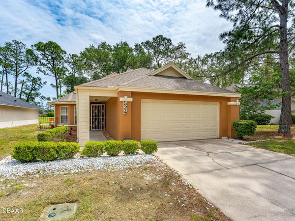524 Crooked Stick Drive, Daytona Beach, FL 32114