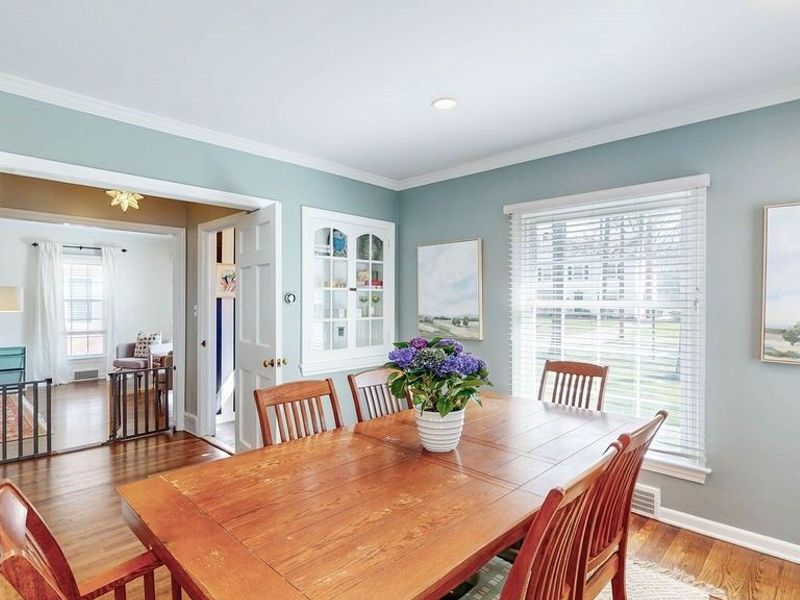 2304 Loyola Road, University Heights, OH 44118 Photo 12