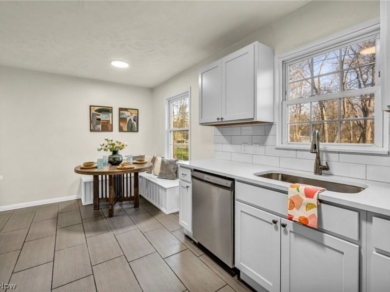 25595 Highland Road , Richmond Heights, OH 44143 Photo 10