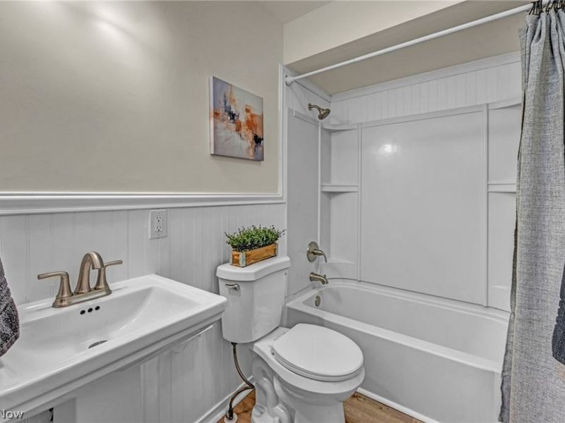 25595 Highland Road , Richmond Heights, OH 44143 Photo 13