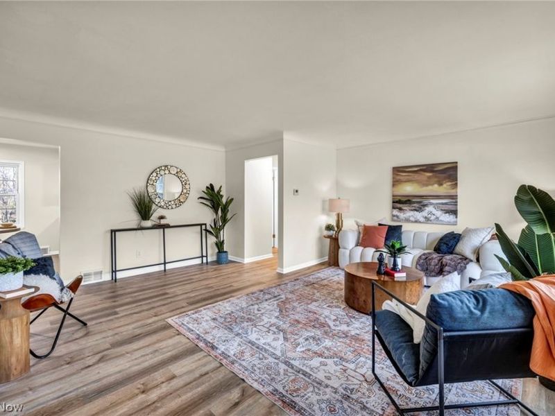 25595 Highland Road , Richmond Heights, OH 44143 Photo 3