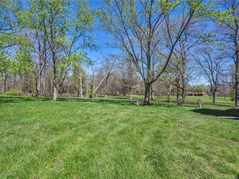 25595 Highland Road , Richmond Heights, OH 44143 Photo 34