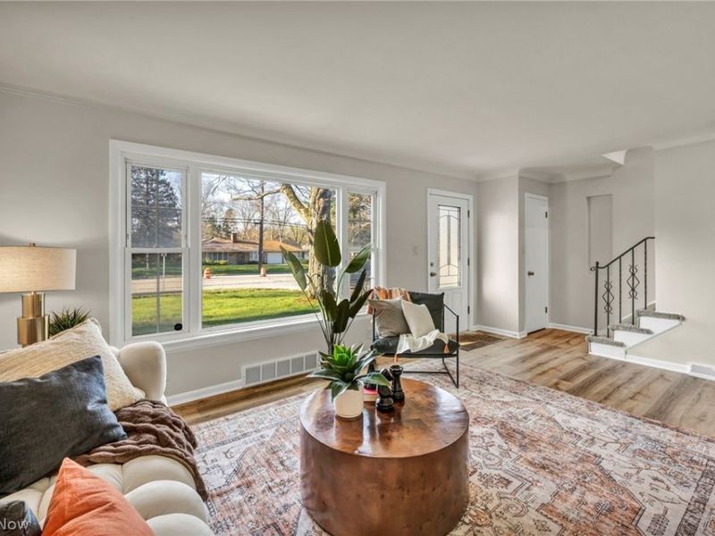 25595 Highland Road , Richmond Heights, OH 44143 Photo 5