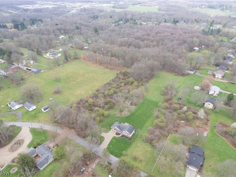 Dutt Road , Norton, OH 44203 Photo 13