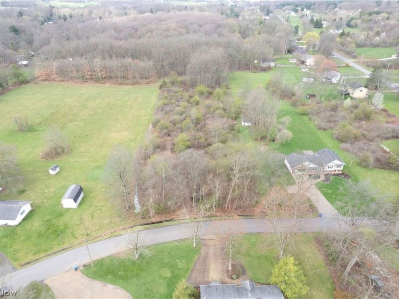 Dutt Road , Norton, OH 44203 Photo 15