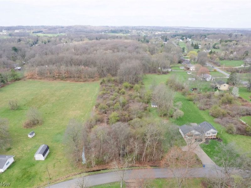 Dutt Road , Norton, OH 44203 Photo 16