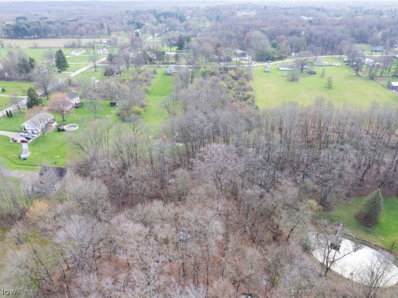 Dutt Road , Norton, OH 44203 Photo 17