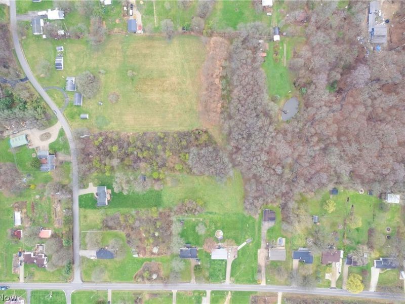 Dutt Road , Norton, OH 44203 Photo 8