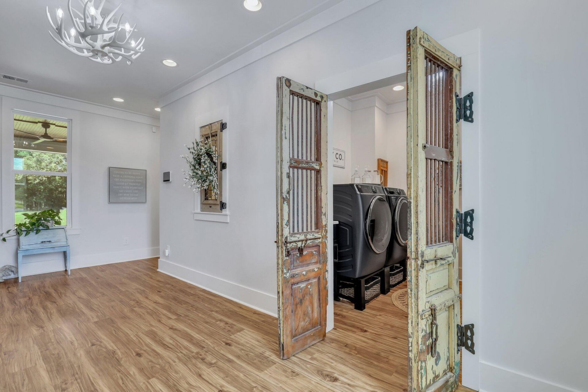 146 Noel Drive Photo 43