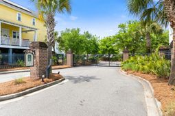 1050 Hunley Waters Circle photo 4