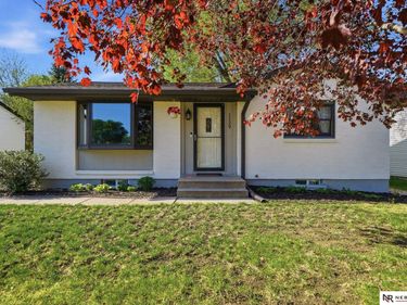 1129 Aberdeen Avenue , Lincoln, NE 68512