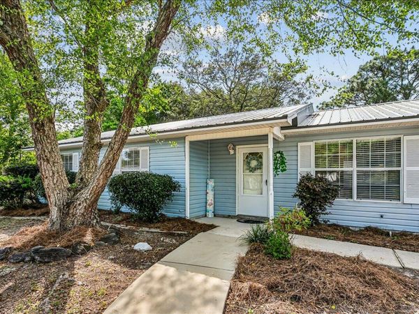 2549 Weeping Willow Lane, Navarre, FL 32566