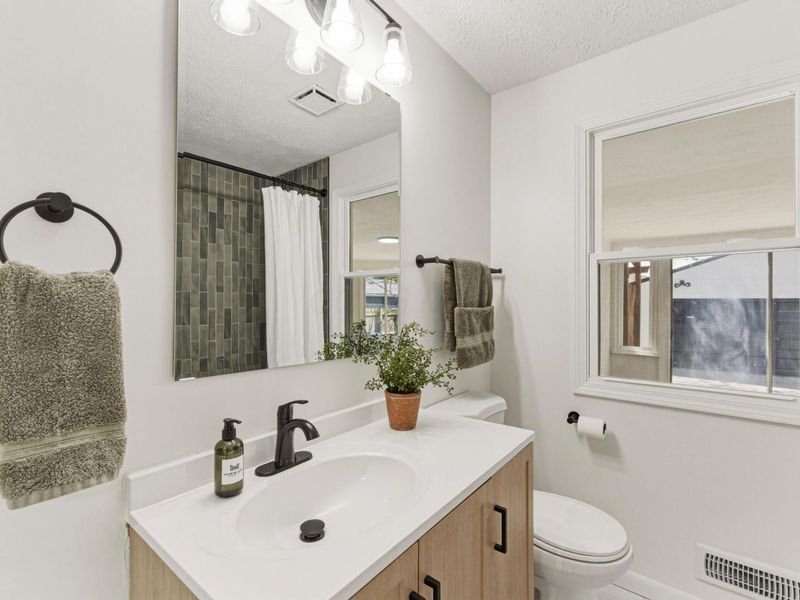 2753 Eastminster Road , Columbus, OH 43209 Photo 18