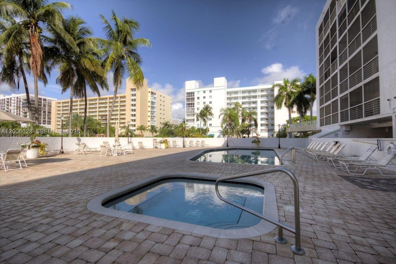 17801 N Bay Rd , Unit 210, Sunny Isles Beach, FL 33160 Photo