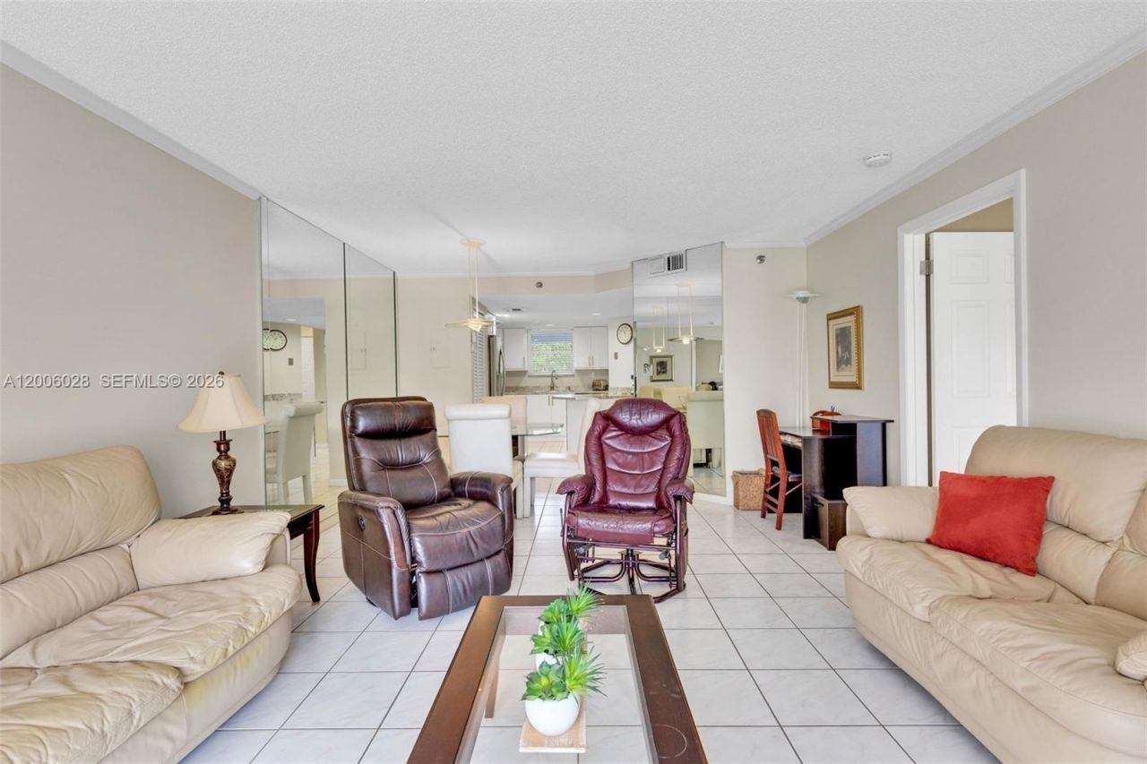 17801 N Bay Rd , Unit 210, Sunny Isles Beach, FL 33160 Photo