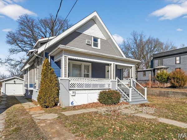 221 LEBANON Avenue , Belleville, IL 62221