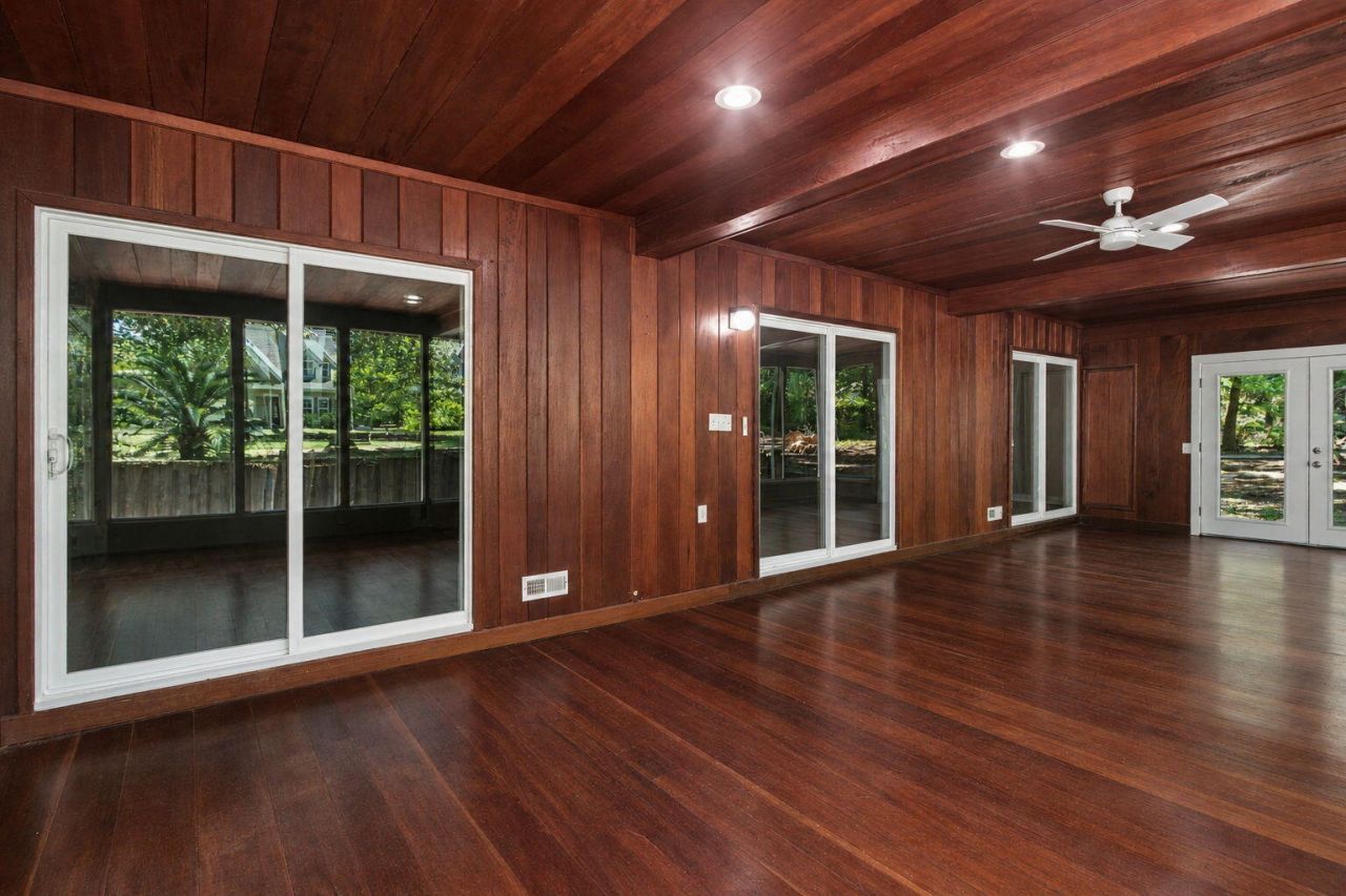 106 Weston Drive Photo 15