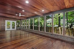 106 Weston Drive photo 4