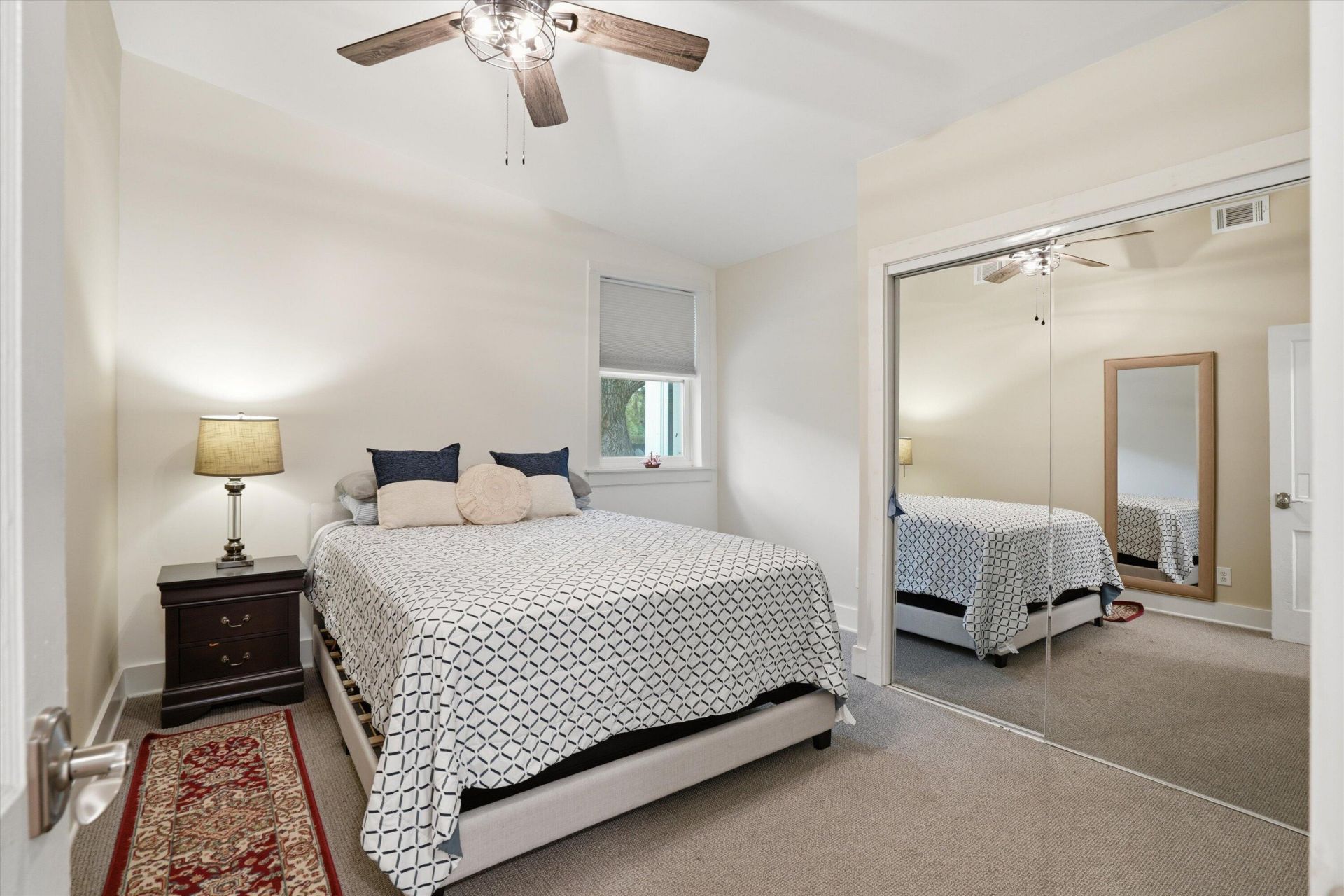 1550 Folly Road Photo 17