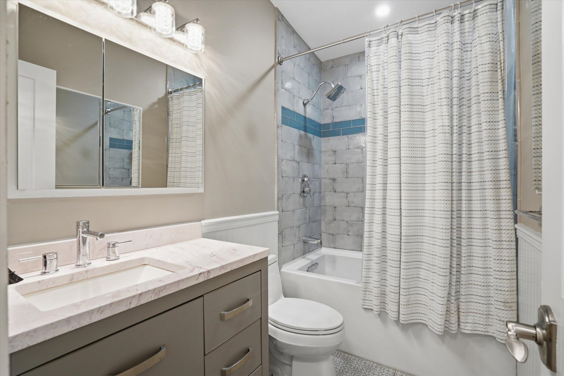 1550 Folly Road Photo 22