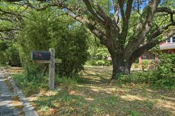 1550 Folly Road photo 4