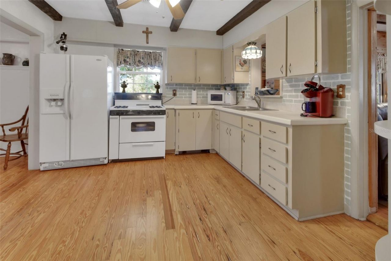 1403 Blackwelder Road , De Leon Springs, FL 32130 Photo