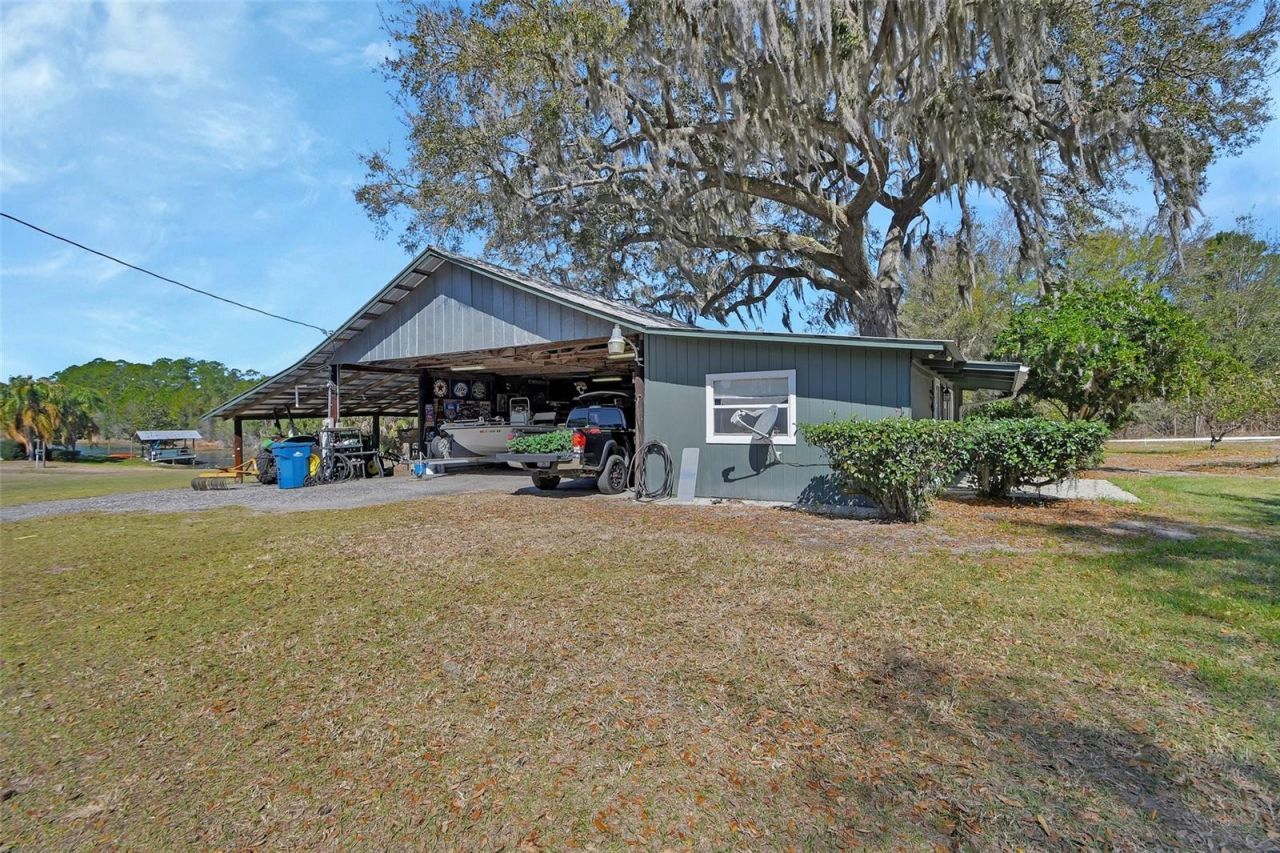 1403 Blackwelder Road , De Leon Springs, FL 32130 Photo