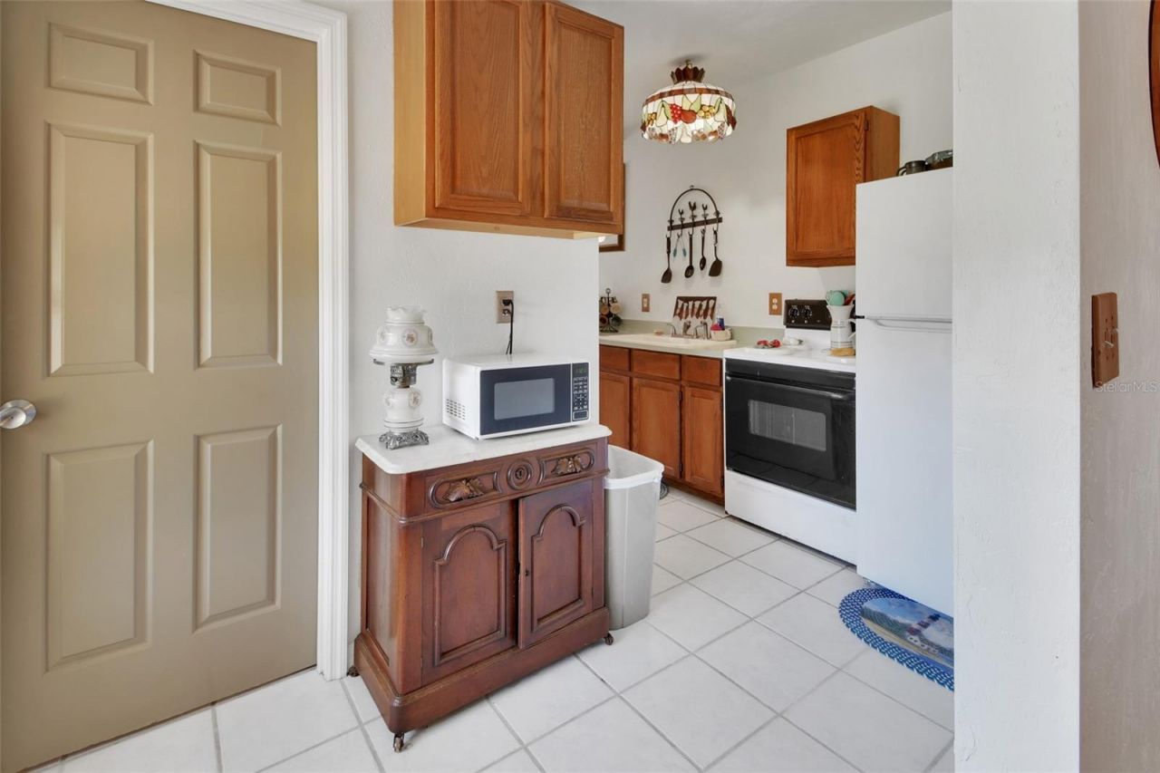 1403 Blackwelder Road , De Leon Springs, FL 32130 Photo