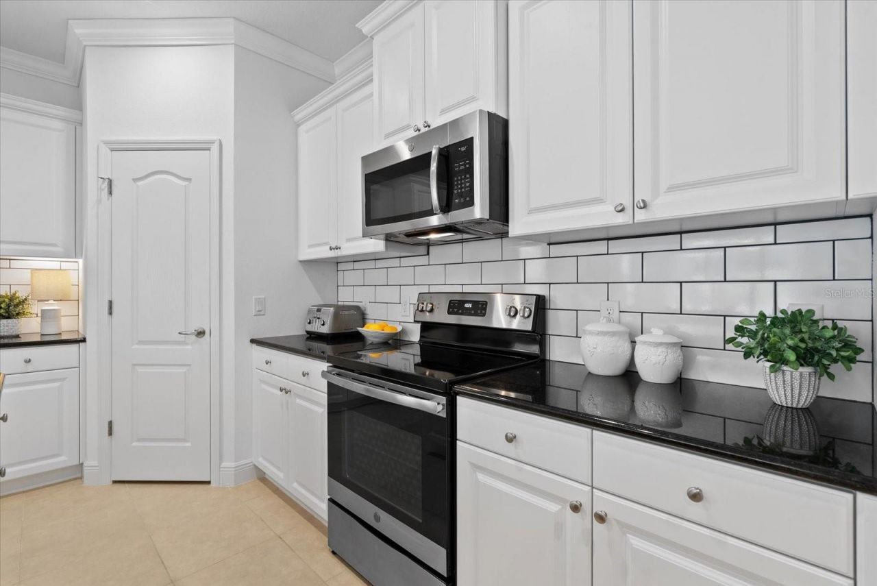 7526 Ridgelake Circle , Bradenton, FL 34203 Photo