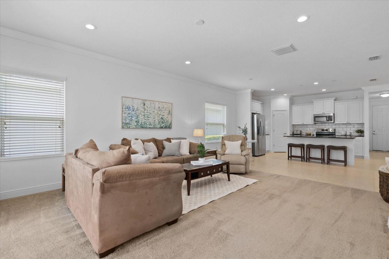 7526 Ridgelake Circle , Bradenton, FL 34203 Photo