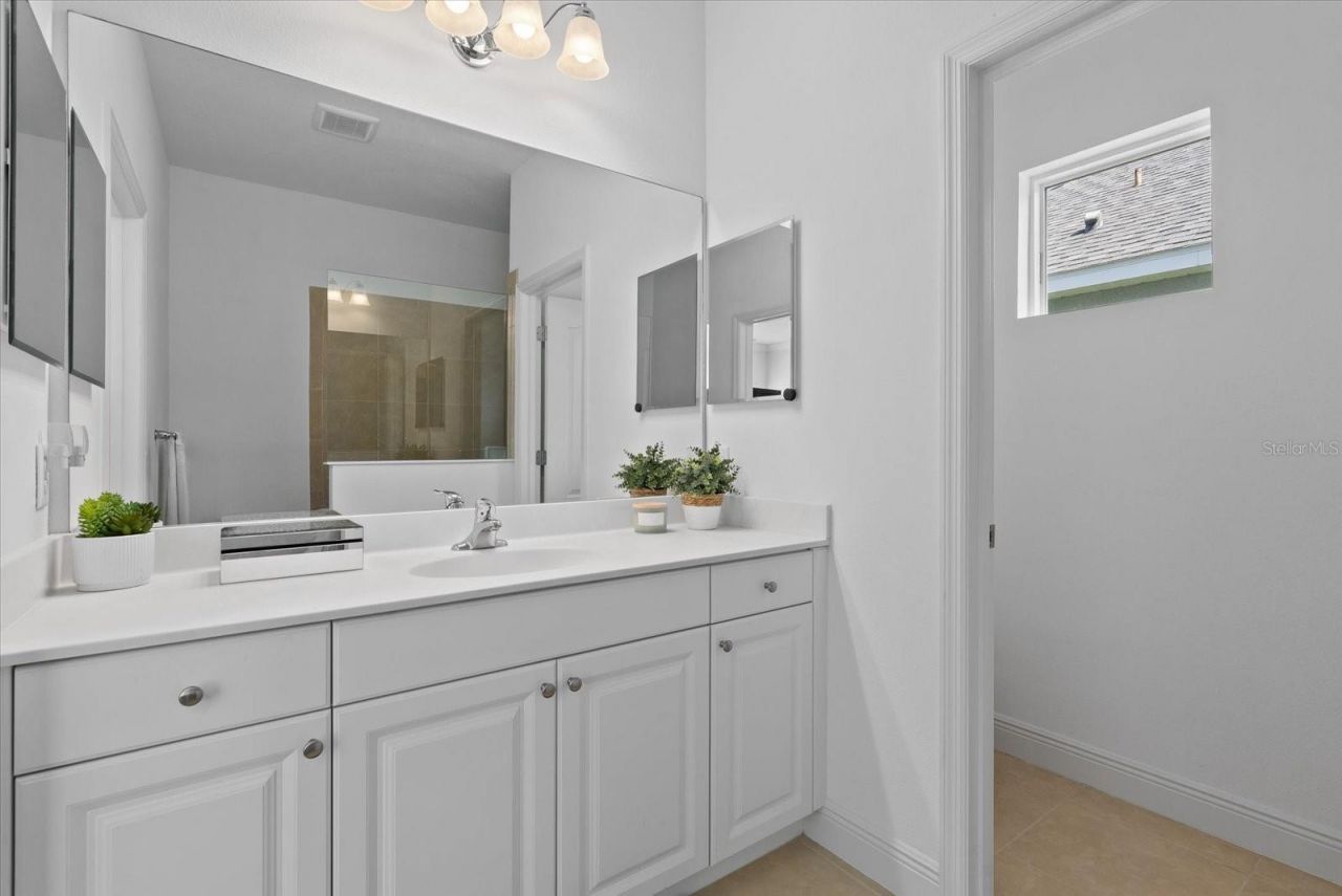 7526 Ridgelake Circle, Bradenton, FL 34203 Photo
