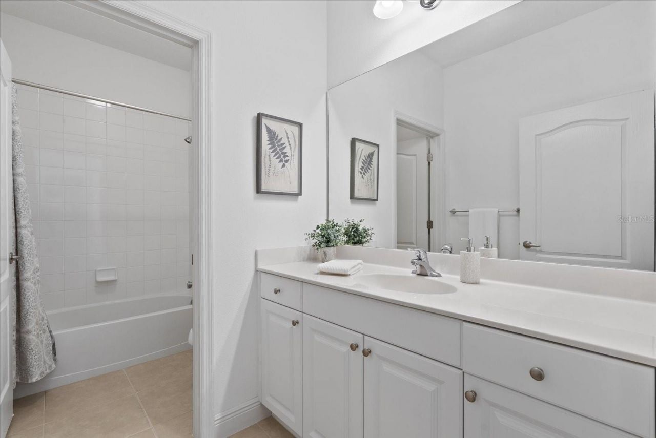 7526 Ridgelake Circle , Bradenton, FL 34203 Photo