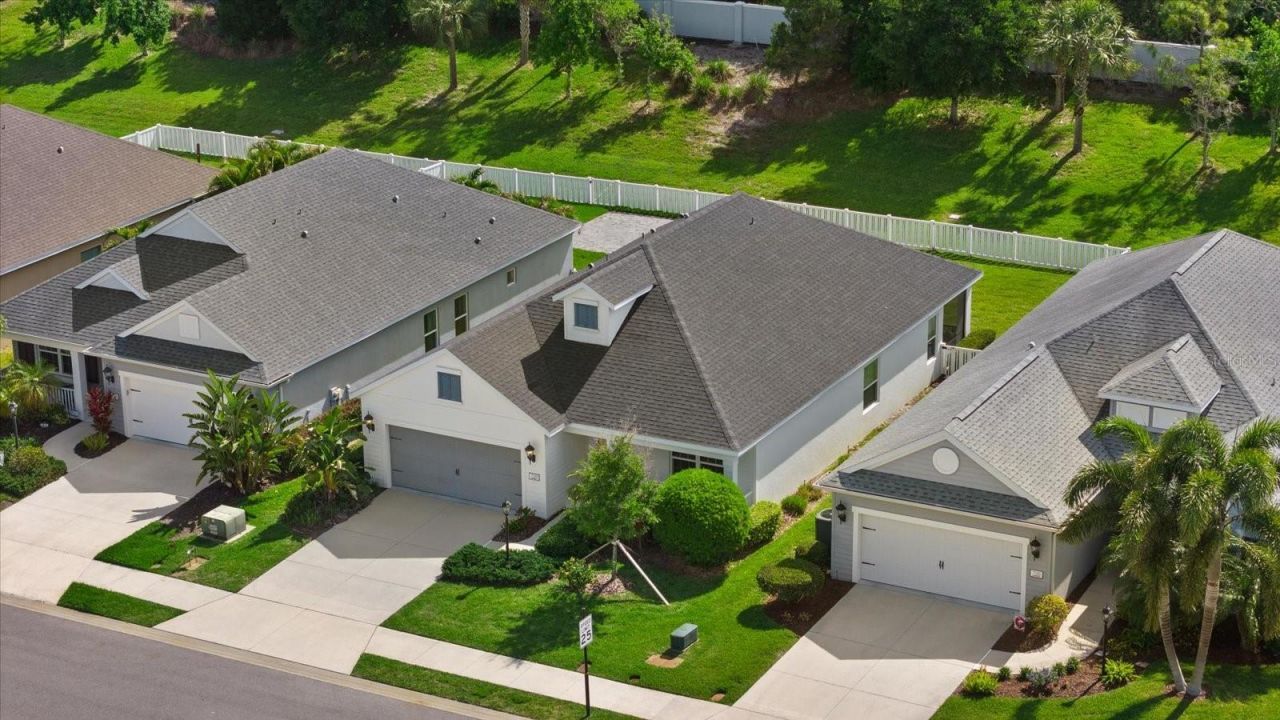 7526 Ridgelake Circle , Bradenton, FL 34203 Photo