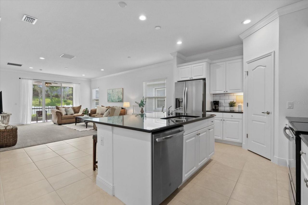 7526 Ridgelake Circle , Bradenton, FL 34203 Photo