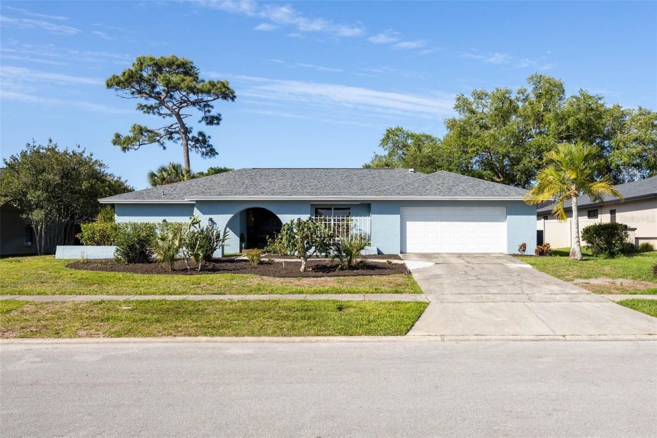 2952 Hadleigh Ct, Clearwater, FL 33761 Main Photo