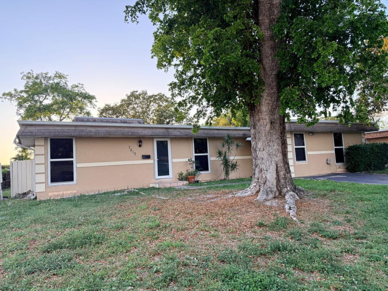 7815 NW 67th Avenue, Tamarac, FL 33321 Photo
