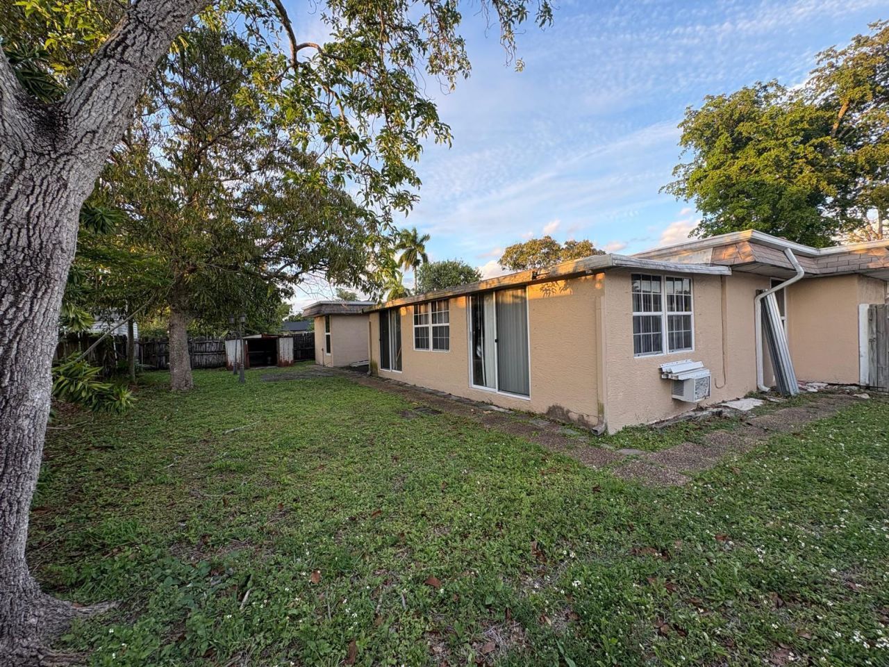 7815 NW 67th Avenue, Tamarac, FL 33321 Photo